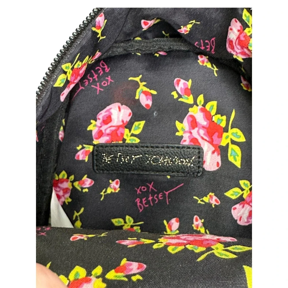 Betsey Johnson Dog Mini Backpack Women White Quilted Puppy Novelty Kitsch Bag
